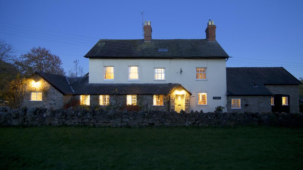 The Coach House Hotel Bishop's Castle Exterior photo