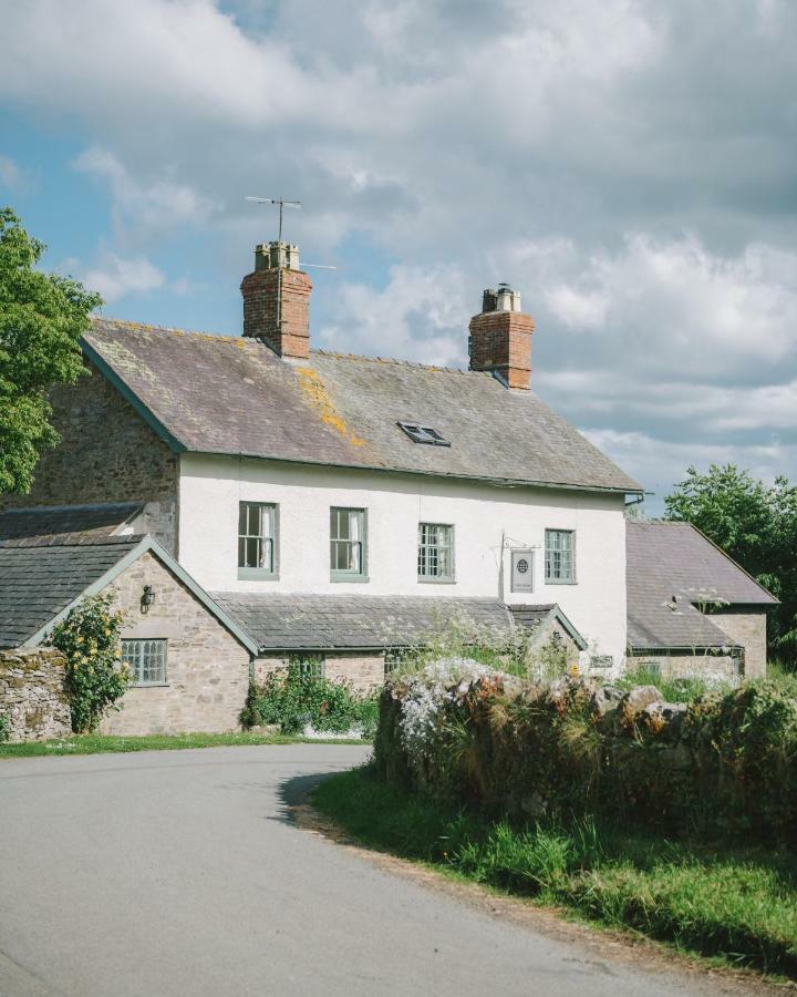 The Coach House Hotel Bishop's Castle Exterior photo
